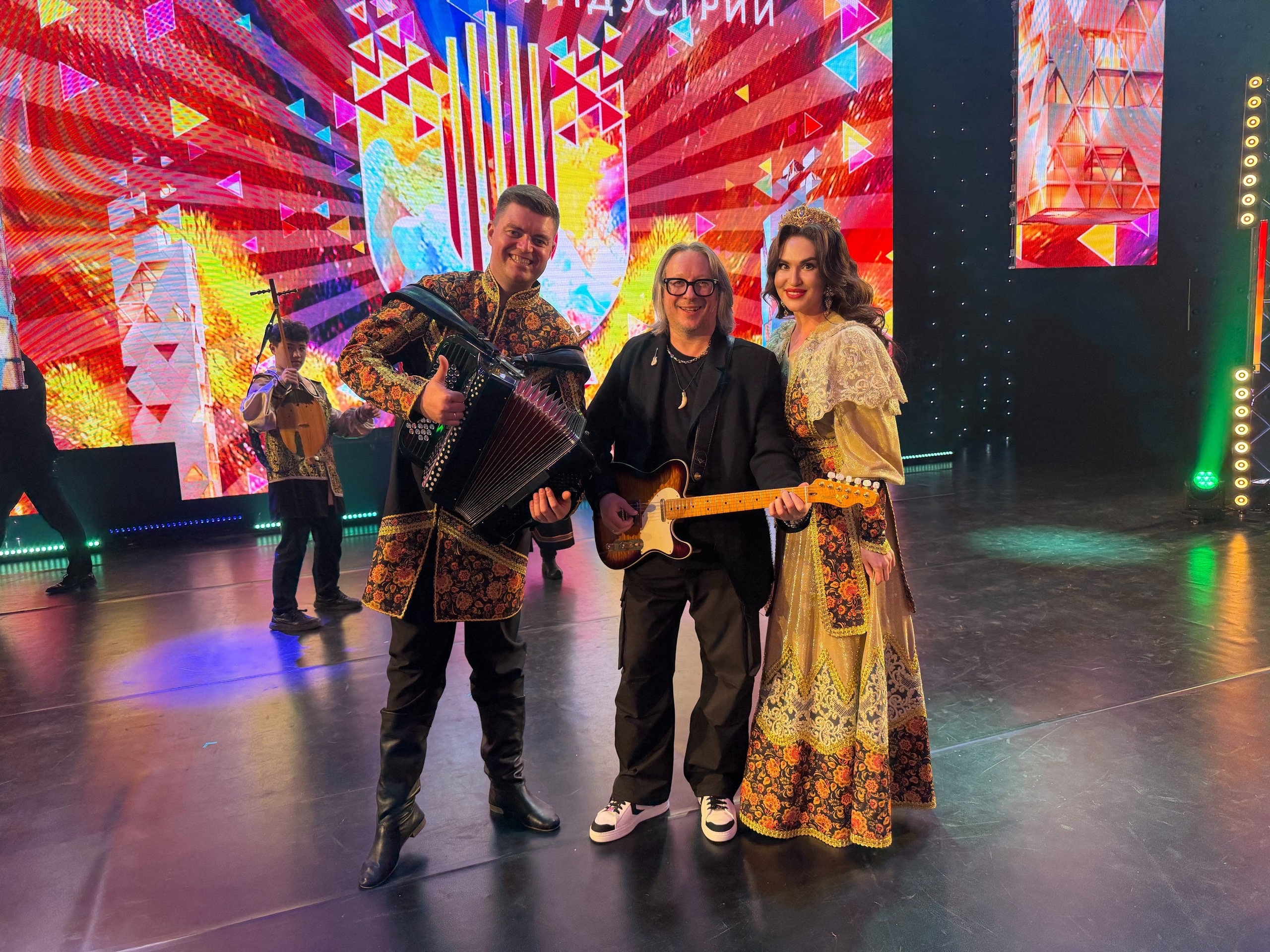 Руководитель Государственного ансамбля песни и танца «Волга» имени В.А. Ионова принял участие в работе «Мастерской региональных культурных инициатив». 